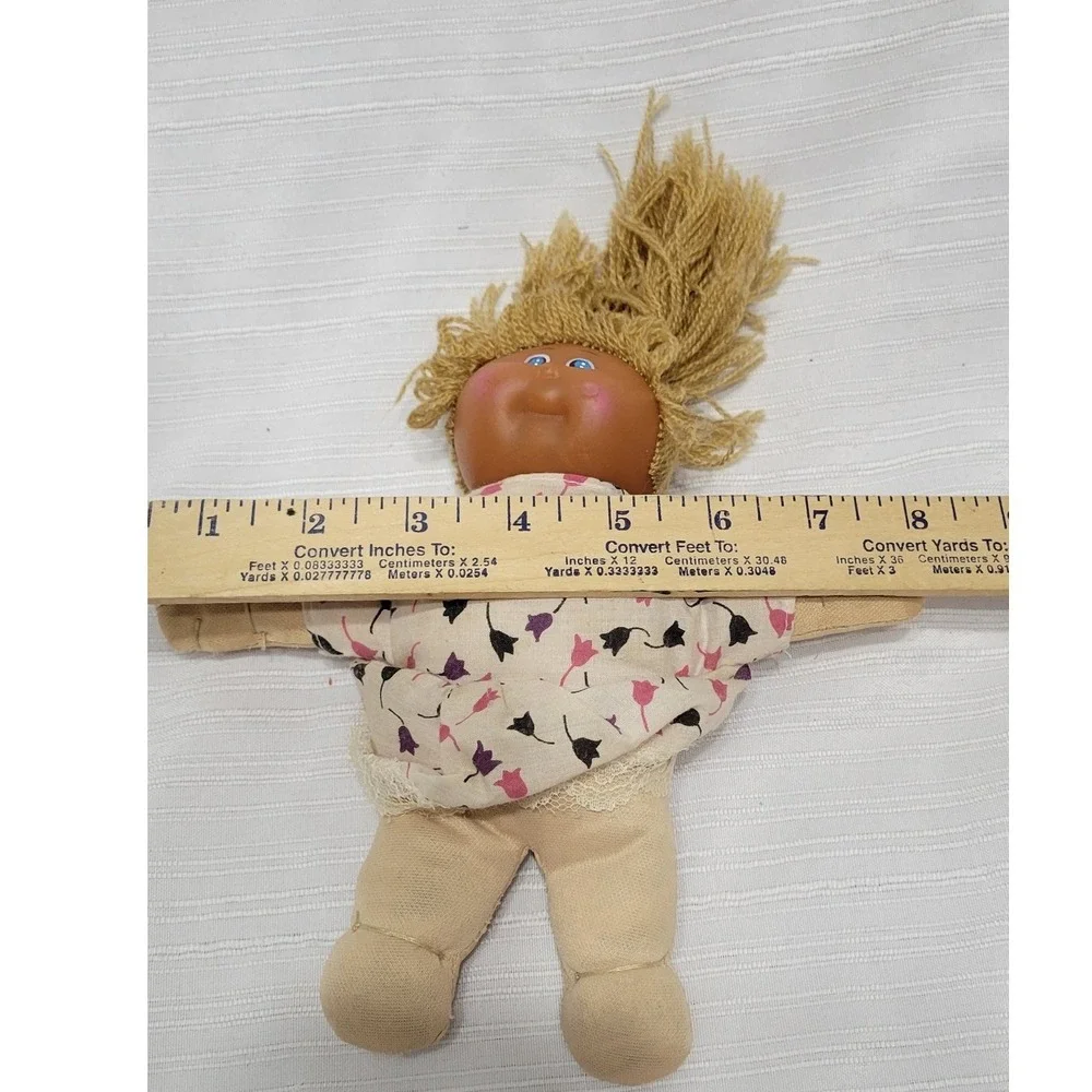 Vintage Cabbage Patch Kids Bean Bag Plush Doll Blonde Yarn Hair Tulip Dress 7.5